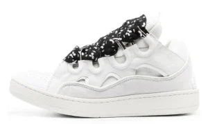 Curb White Black
