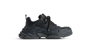 Men's Triple S Sporty Sneaker in Black